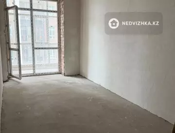 2-комнатная квартира, этаж 5 из 10, 69 м², миниатюра 1