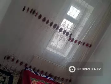 2-комнатная квартира, этаж 4 из 5, 43 м², На длительный срок
