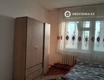 2-комнатная квартира, этаж 4 из 5, 43 м², На длительный срок