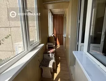 3-комнатная квартира, этаж 4 из 9, 76 м², миниатюра 11