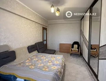 3-комнатная квартира, этаж 4 из 9, 76 м², миниатюра 4