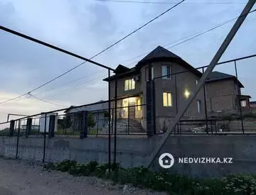 6-бөлмелі үй, 5 соттық, 220 м², 4-нобай