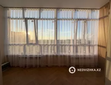 1-комнатная квартира, этаж 6 из 7, 60 м², Посуточно, миниатюра 10