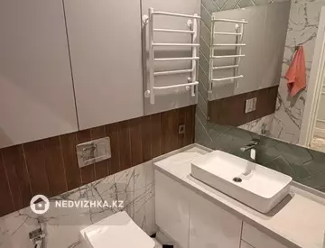 2-комнатная квартира, этаж 13 из 16, 76 м², миниатюра 9
