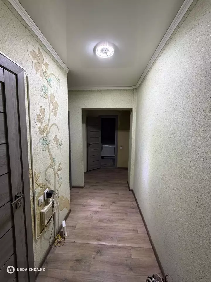 2-комнатная квартира, этаж 1 из 3, 60 м², На длительный срок, фотография 4