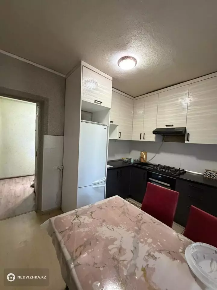 2-комнатная квартира, этаж 1 из 3, 60 м², На длительный срок, фотография 5