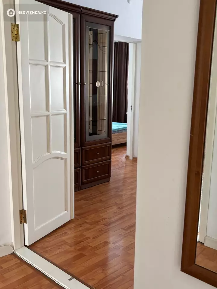 3-комнатная квартира, этаж 3 из 3, 71 м², фотография 5