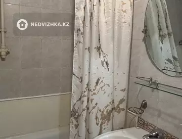 3-комнатная квартира, этаж 3 из 3, 71 м², миниатюра 11
