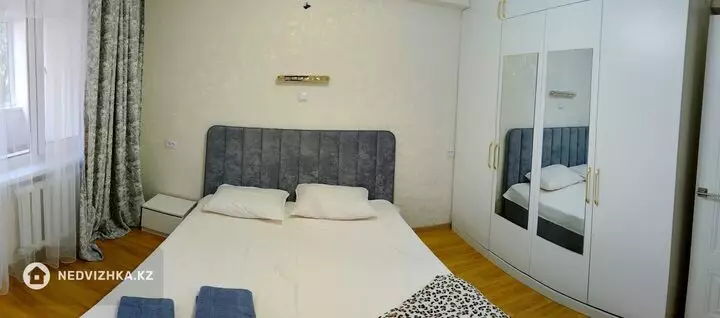 2-бөлмелі пәтер, қабат 2 барлық қабат саны 5, 57 м², Посуточно, 2-фотосурет