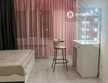 3-комнатная квартира, этаж 1 из 9, 84 м²