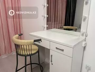 3-комнатная квартира, этаж 1 из 9, 84 м²