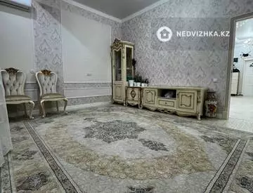 4-комнатная квартира, этаж 4 из 10, 155 м²