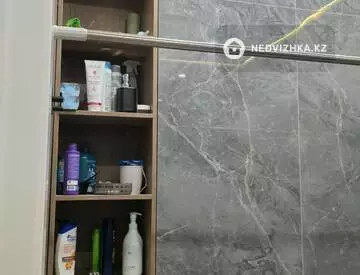 3-комнатная квартира, этаж 13 из 13, 80 м²