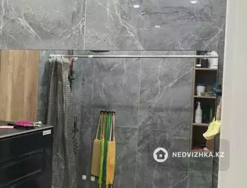 3-комнатная квартира, этаж 13 из 13, 80 м²