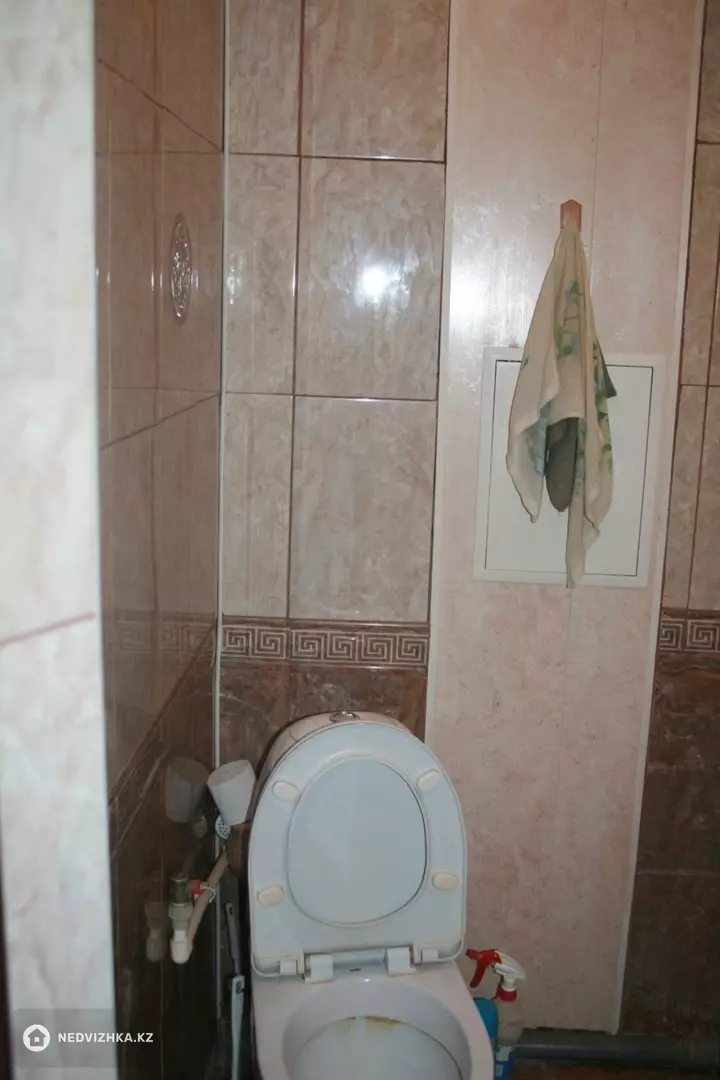 3-комнатная квартира, этаж 4 из 5, 56 м², фотография 4