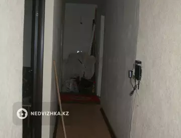 3-комнатная квартира, этаж 4 из 5, 56 м², миниатюра 9