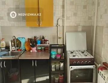 1-комнатная квартира, этаж 3 из 5, 35 м²