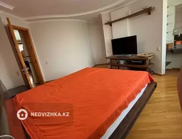4-комнатная квартира, этаж 4 из 9, 125 м², миниатюра 8