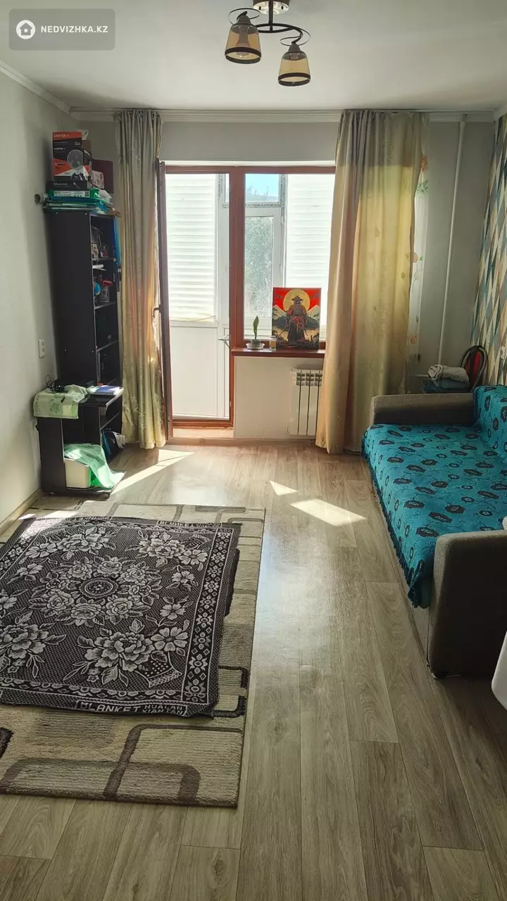 1-комнатная квартира, этаж 3 из 5, 35 м², фотография 2