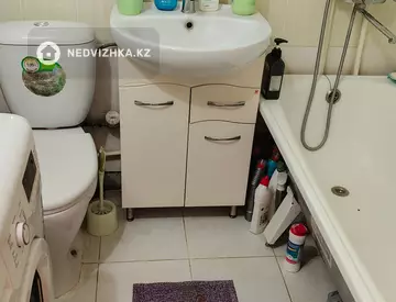 1-комнатная квартира, этаж 3 из 5, 35 м², миниатюра 9