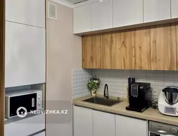 2-комнатная квартира, этаж 11 из 12, 75 м²