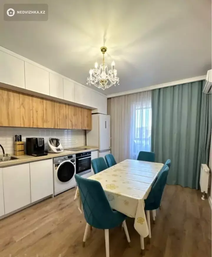 2-комнатная квартира, этаж 11 из 12, 75 м², фотография 3