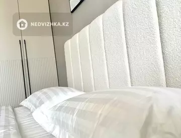 1-комнатная квартира, этаж 6 из 9, 43 м², Посуточно