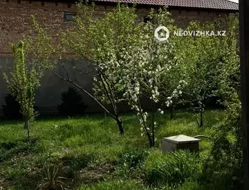 6-комнатный дом, 10 соток, 250 м²