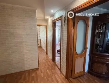 3-комнатная квартира, этаж 3 из 5, 63 м², миниатюра 7