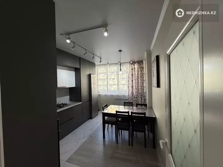 2-комнатная квартира, этаж 5 из 9, 70 м², фотография 4