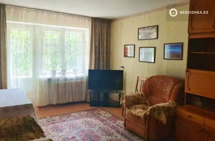 3-комнатная квартира, этаж 3 из 5, 61 м², фотография 3