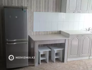1-комнатная квартира, этаж 3 из 5, 27 м², На длительный срок