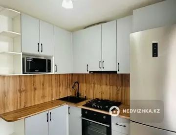 4-комнатная квартира, этаж 2 из 5, 73 м², миниатюра 7