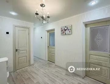 4-комнатная квартира, этаж 2 из 5, 73 м², миниатюра 10