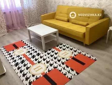2-комнатная квартира, этаж 8 из 9, 60 м², На длительный срок, миниатюра 3