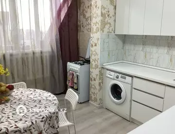2-комнатная квартира, этаж 8 из 9, 60 м², На длительный срок, миниатюра 11