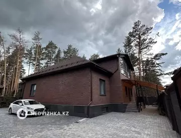 12-комнатный дом, 10 соток, 500 м²