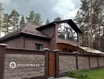 12-комнатный дом, 10 соток, 500 м²
