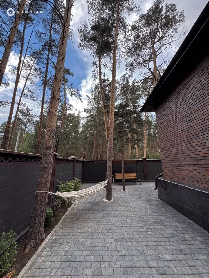 12-комнатный дом, 10 соток, 500 м², фотография 4
