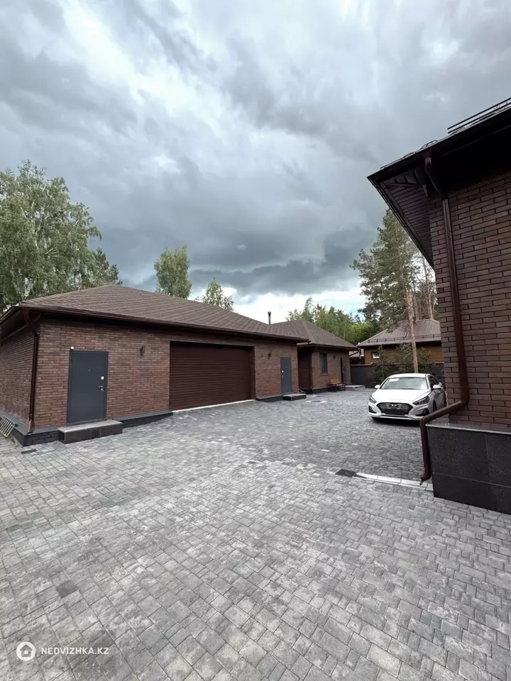 12-комнатный дом, 10 соток, 500 м², фотография 5