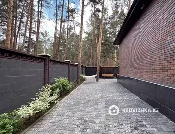 12-бөлмелі үй, 10 соттық, 500 м², 10-нобай