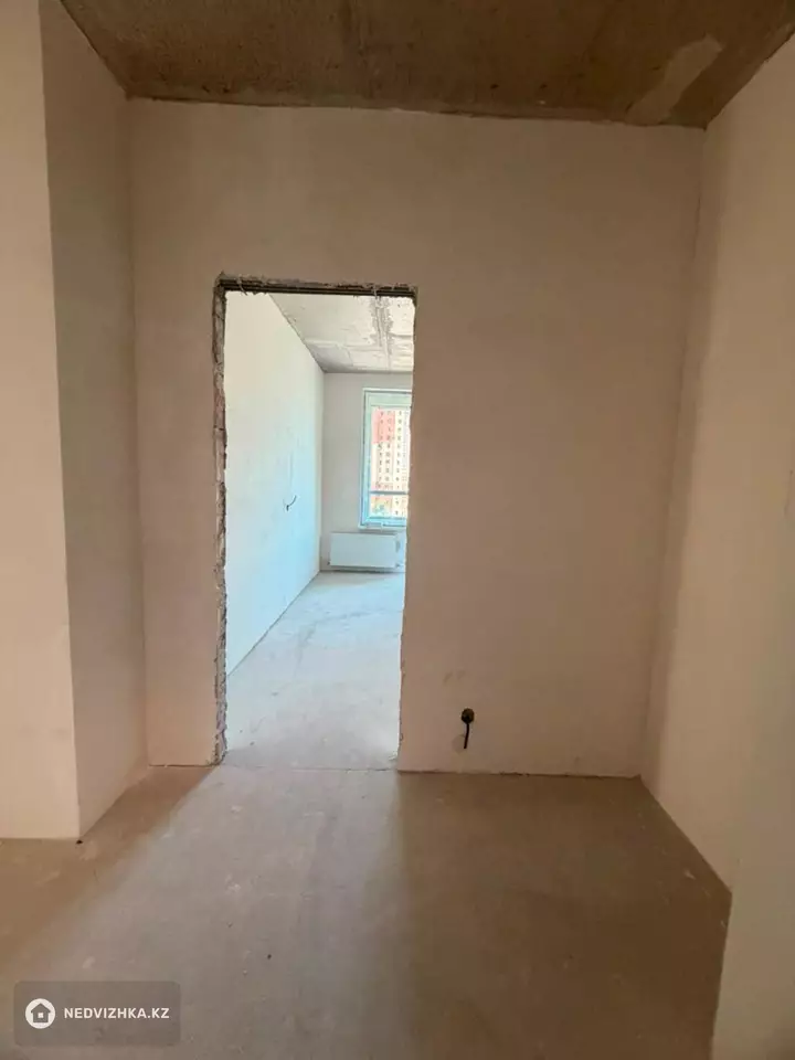 4-комнатная квартира, этаж 6 из 17, 113 м², фотография 4