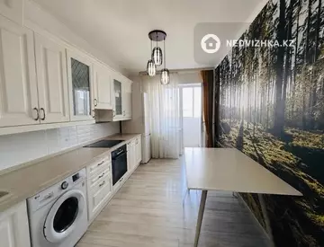 3-комнатная квартира, этаж 15 из 17, 86 м², миниатюра 2