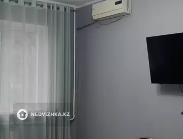 1-комнатная квартира, этаж 2 из 9, 40 м²