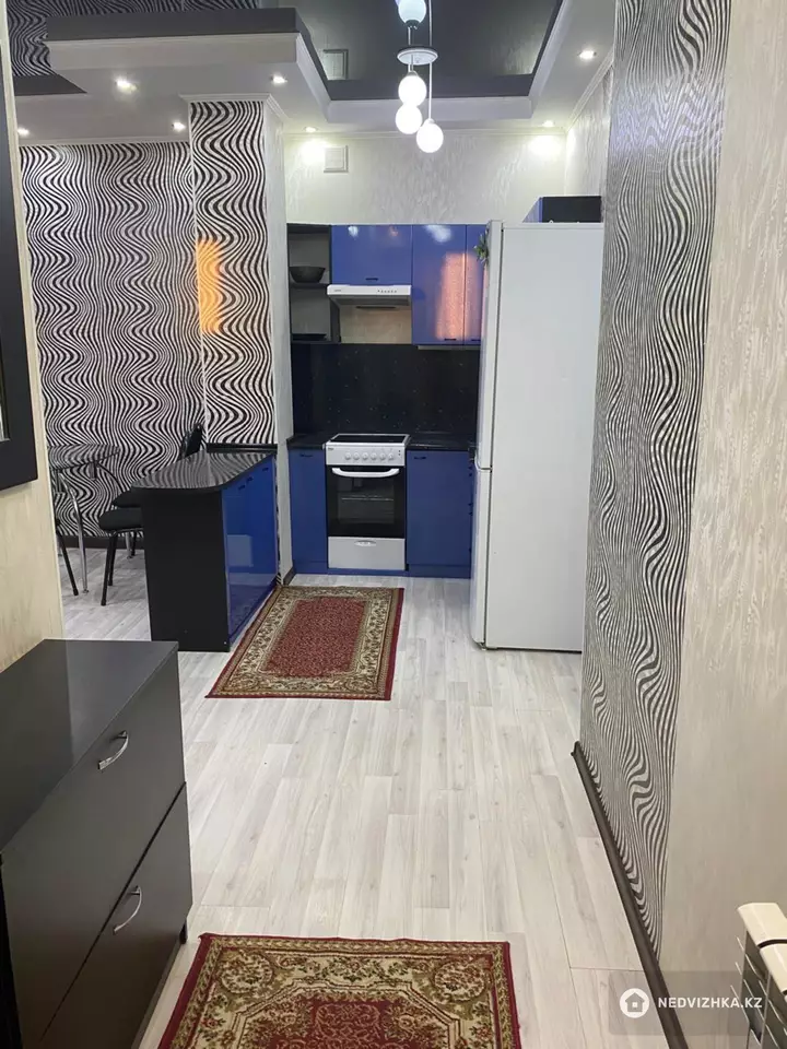 3-комнатная квартира, этаж 22 из 22, 83 м², фотография 4