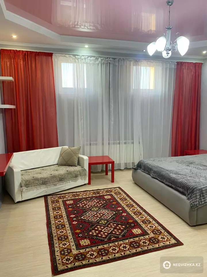 3-комнатная квартира, этаж 22 из 22, 83 м²