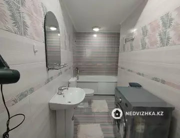 2-комнатная квартира, этаж 22 из 22, 68 м², миниатюра 5