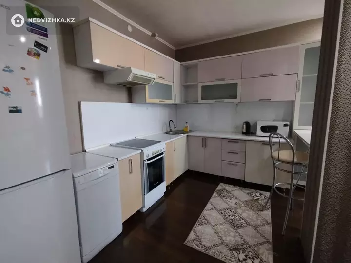 2-комнатная квартира, этаж 22 из 22, 68 м², 4-фотосурет