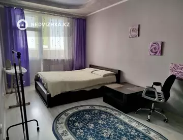 2-комнатная квартира, этаж 22 из 22, 68 м², миниатюра 3