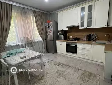 3-комнатная квартира, этаж 2 из 9, 105 м²